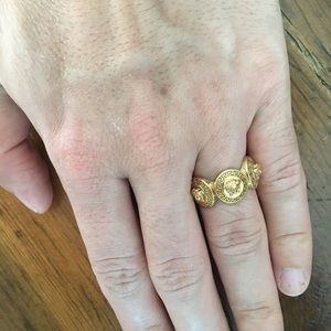 tribute medusa ring